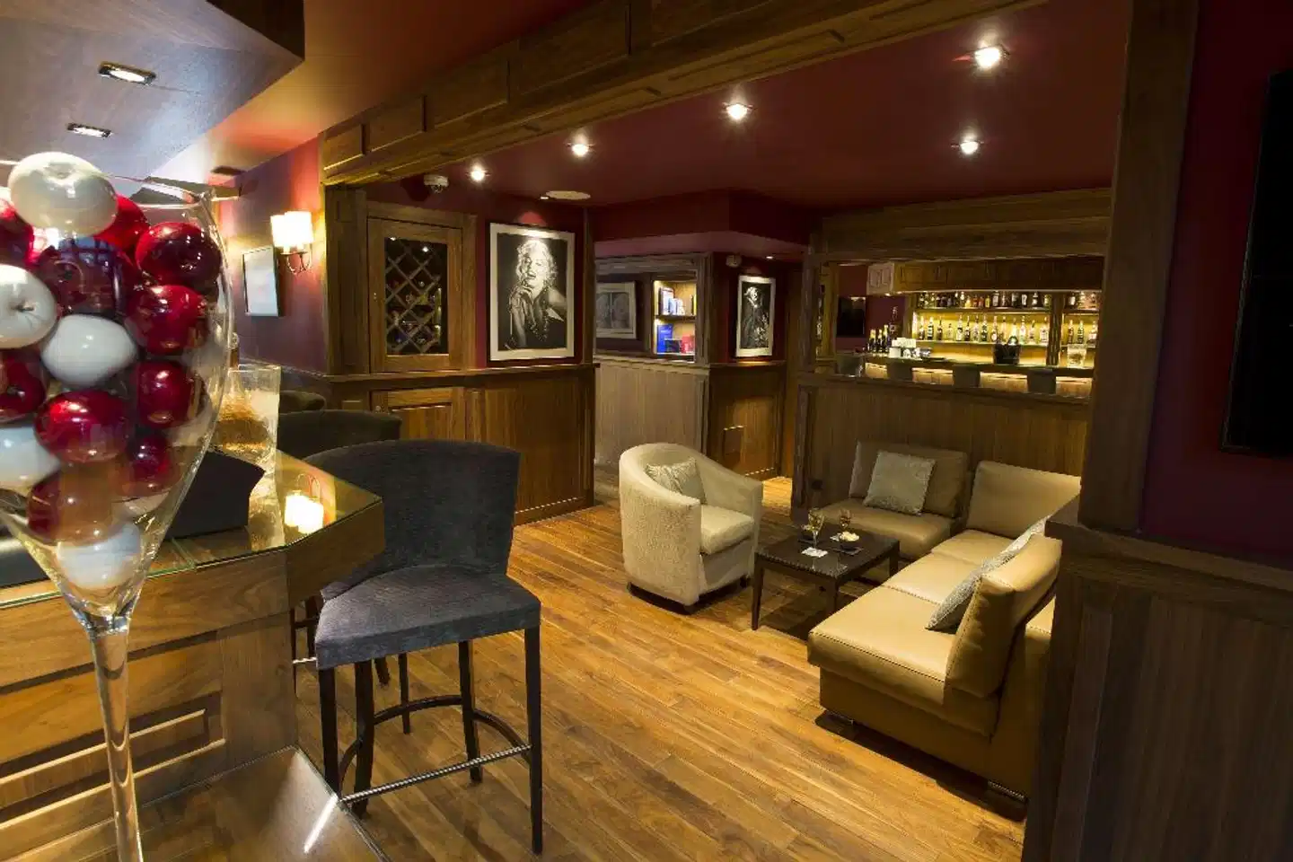 Best Western Cannes Riviera Bar