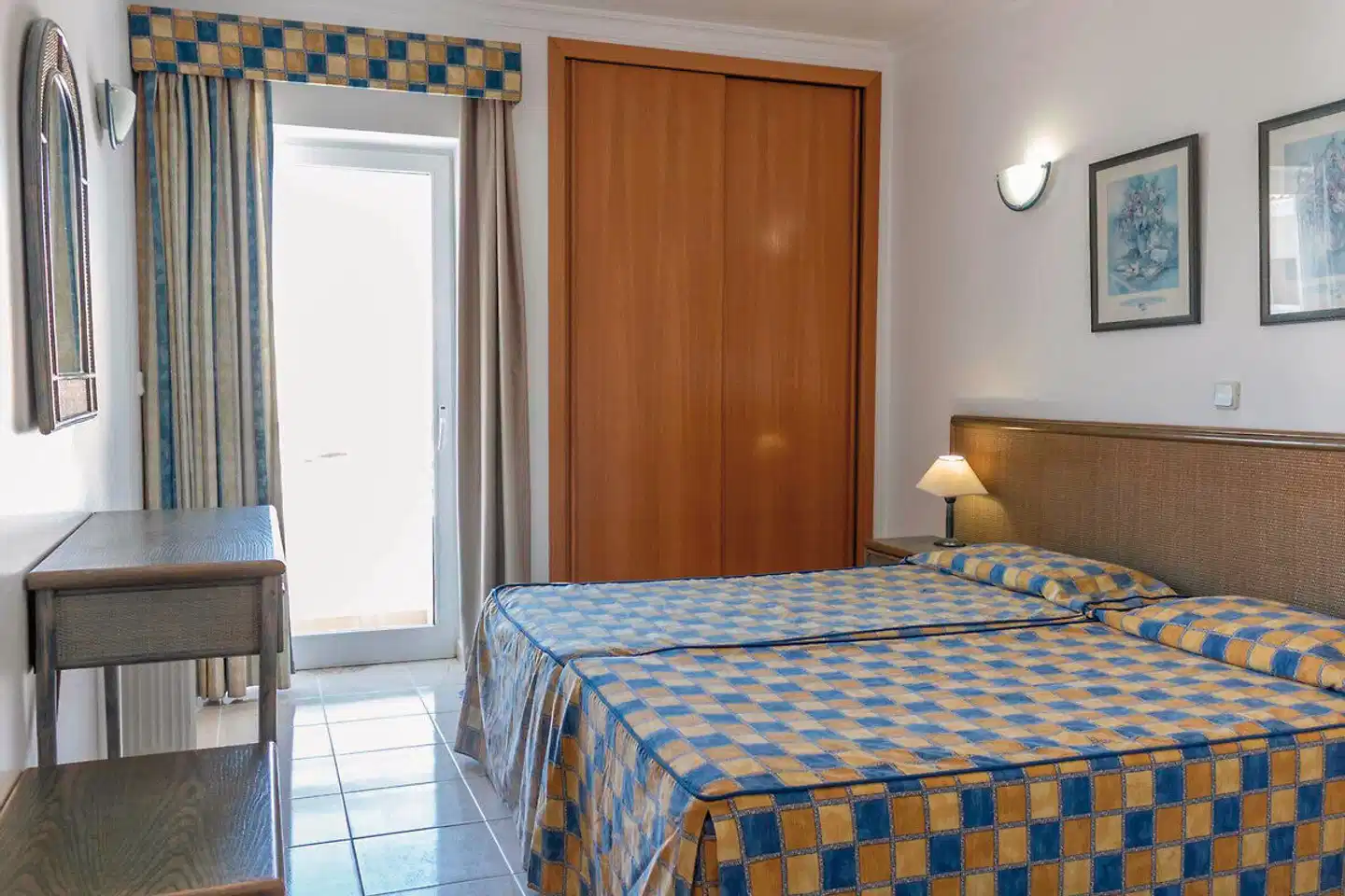 Aparthotel Calema Avenida Jardim Wohnbeispiel