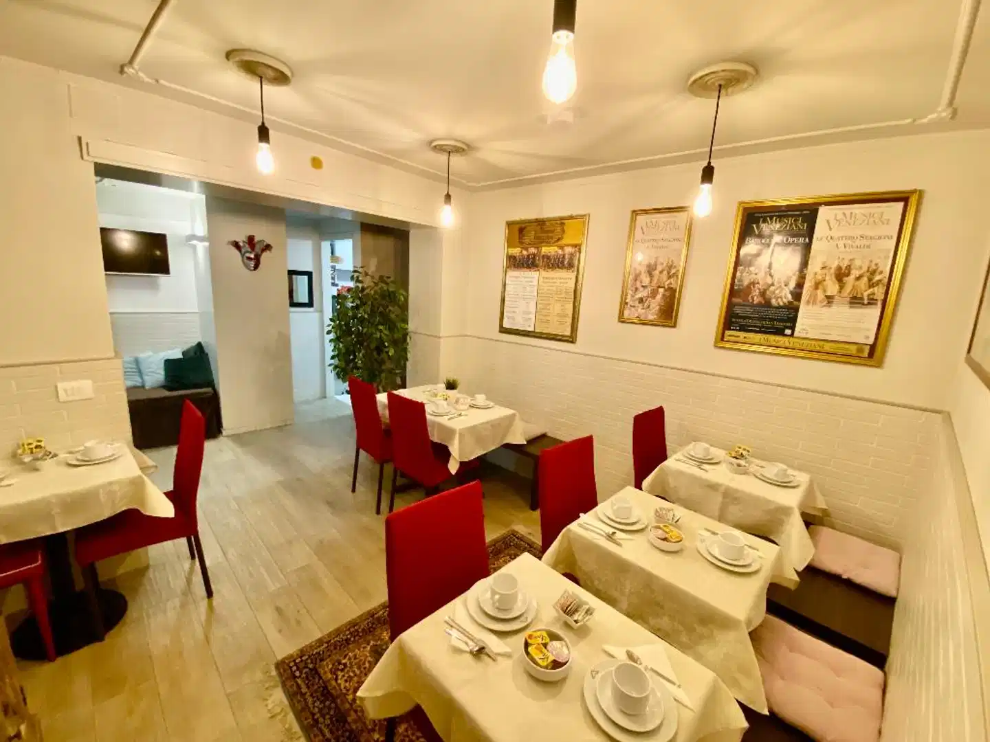 Bridge Hotel Restaurant