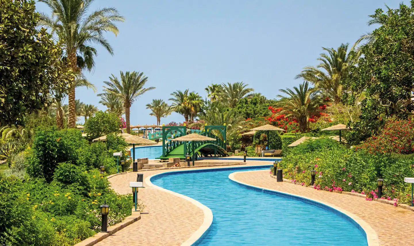 Golden Beach Resort Pool