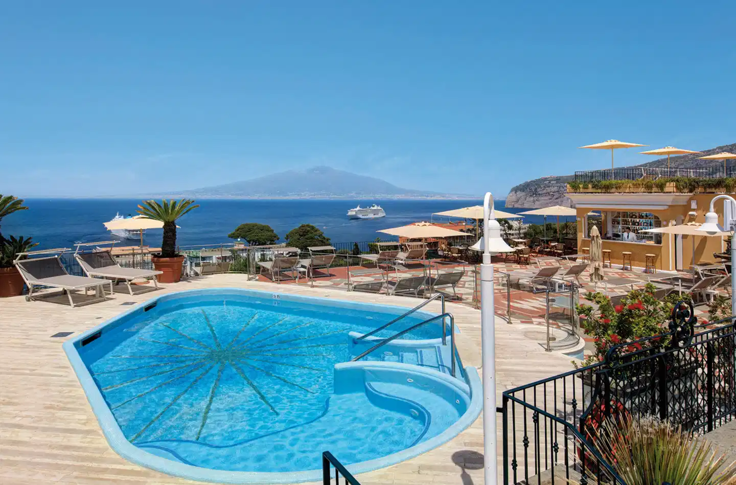 Grand Hotel de la Ville Pool