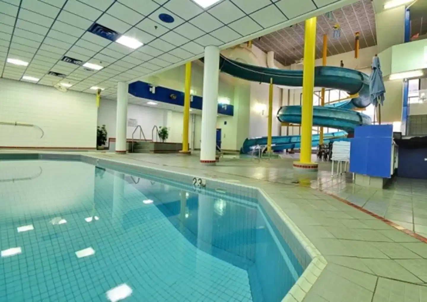 Delta Hotels by Marriott Regina Hallenbad