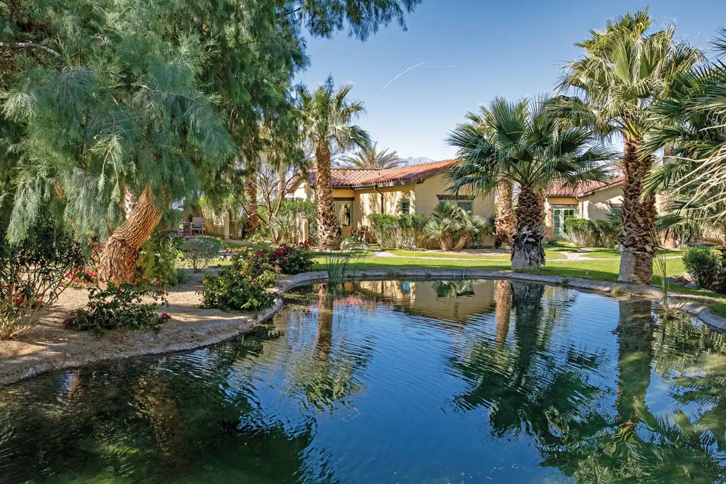 The Inn at Death Valley Pool