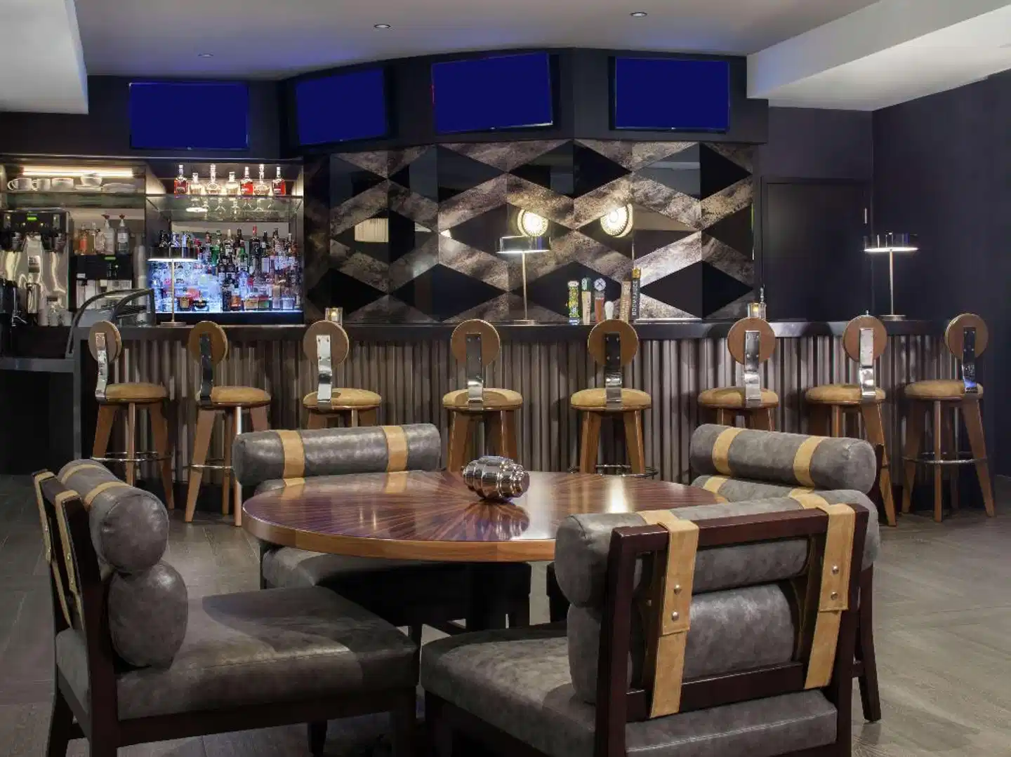 Hilton Boston Back Bay Bar