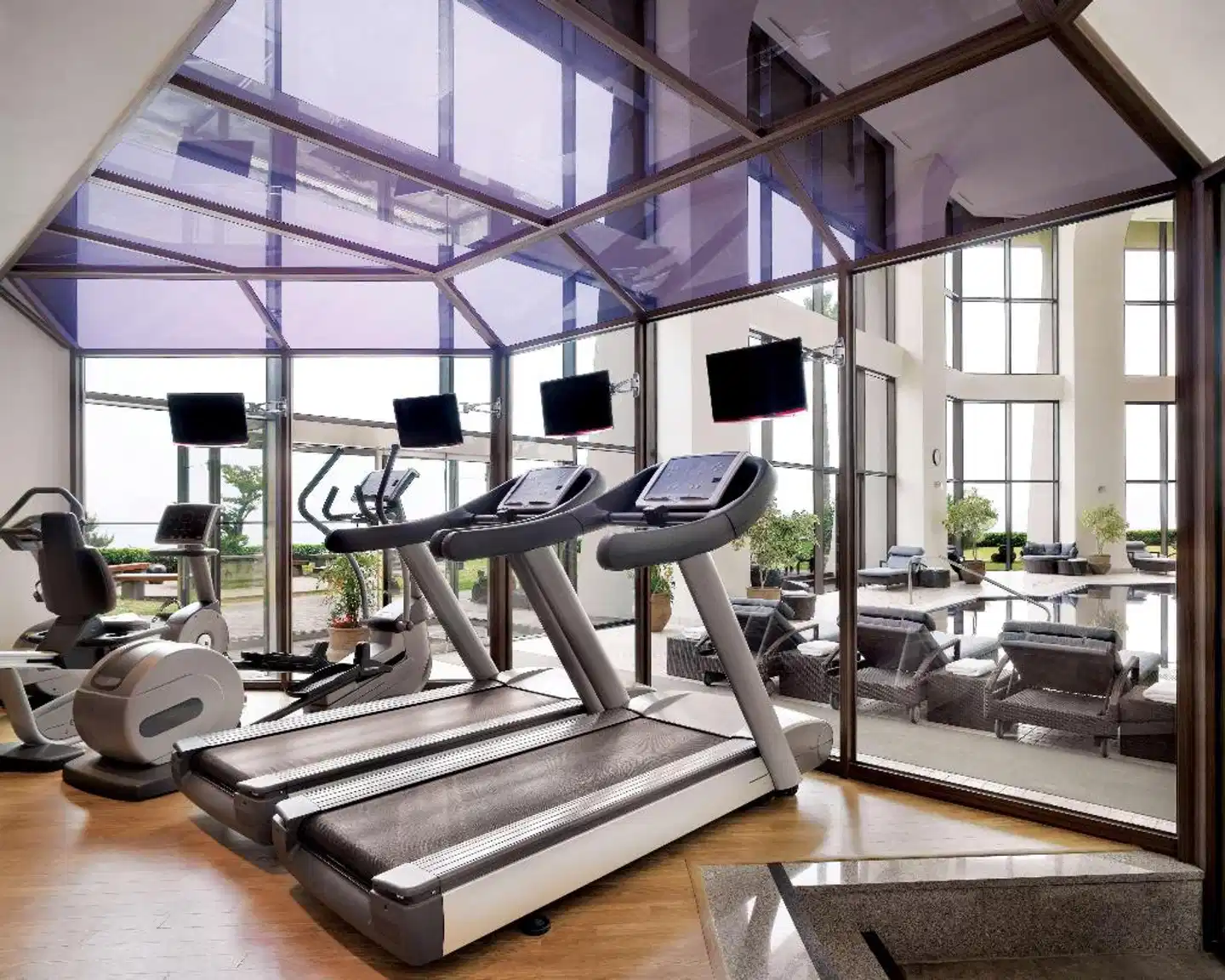 Parnas Hotel Jeju Sport und Entertainment