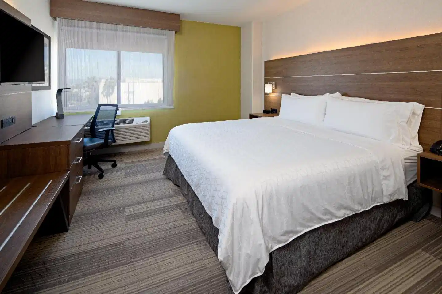Holiday Inn Express Los Angeles - LAX Airport Wohnbeispiel