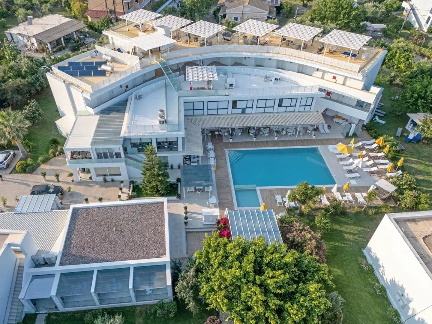 Nasos Hotel & Resort Aussenansicht