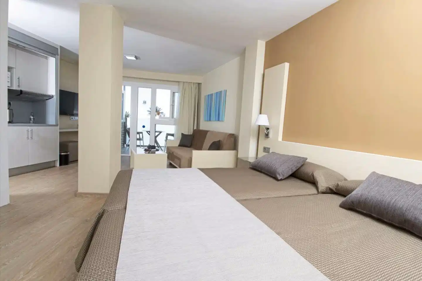 HL Suite Nardos Wohnbeispiel