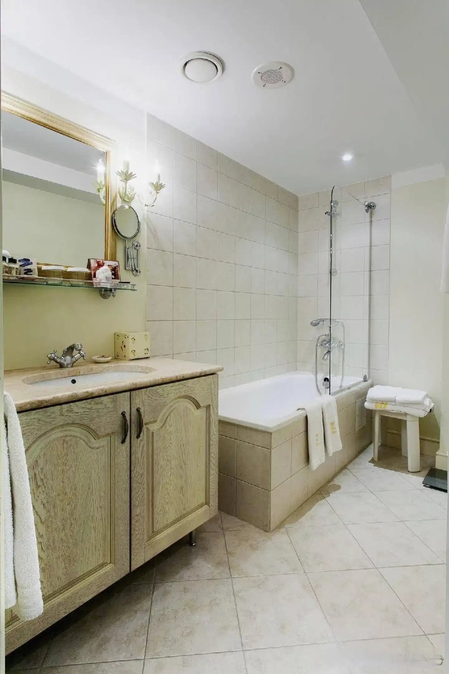 Schlössle Hotel Badezimmer