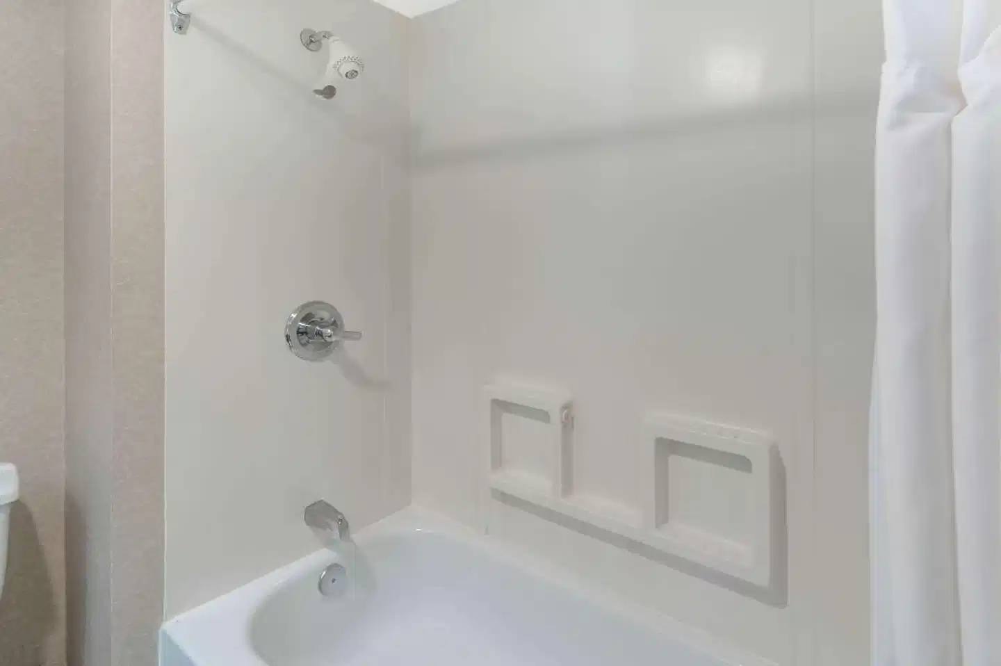 RAMADA PLAZA CALGARY DOWNTOWN Badezimmer