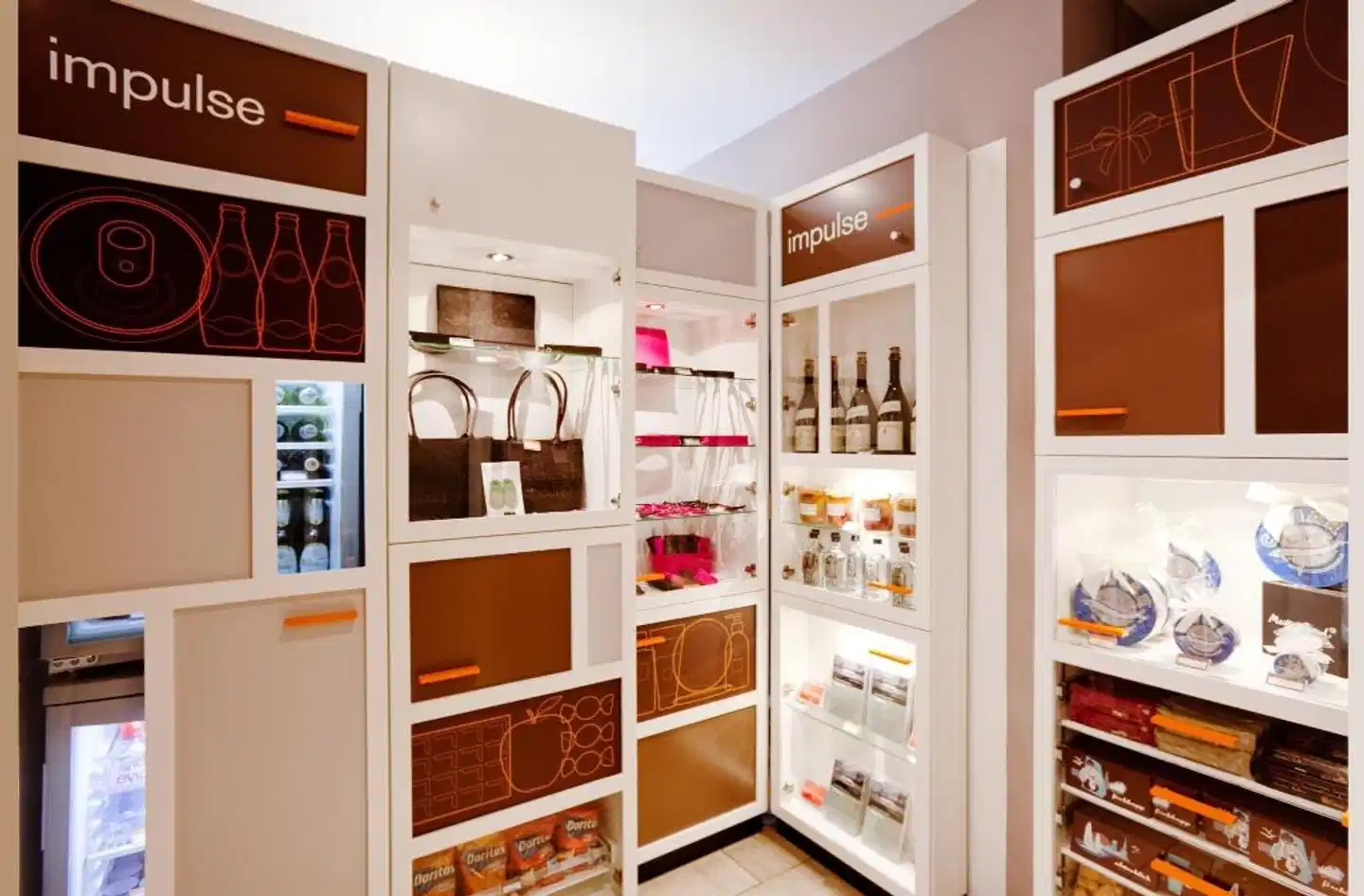 Renaissance Hamburg Hotel Lobby