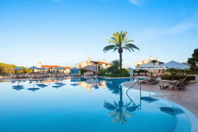 Valentin Son Bou Pool