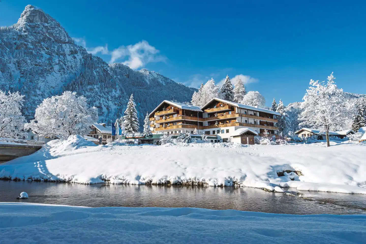 Parkhotel Sonnenhof Aussenansicht