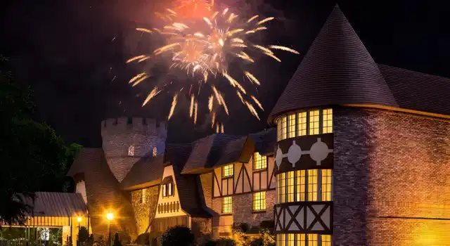 Anaheim Majestic Garden Hotel Lobby