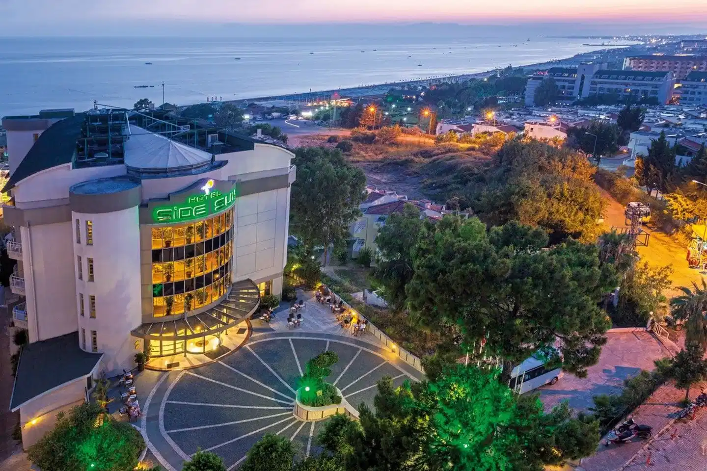 Side Sun Aussenansicht