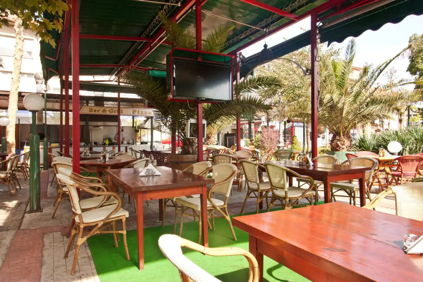 Saint George Hotel & Spa Restaurant