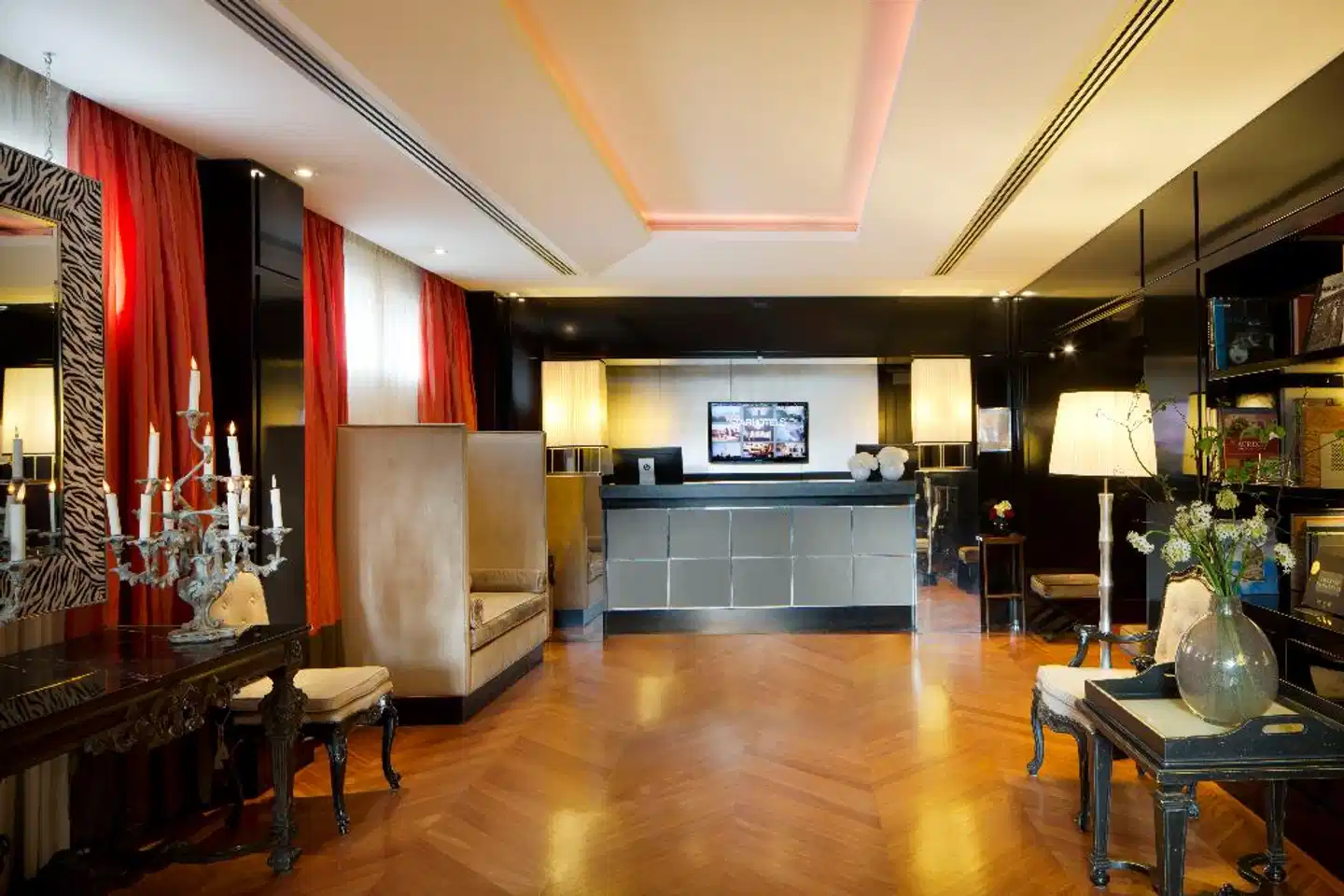 Starhotels Anderson Lobby