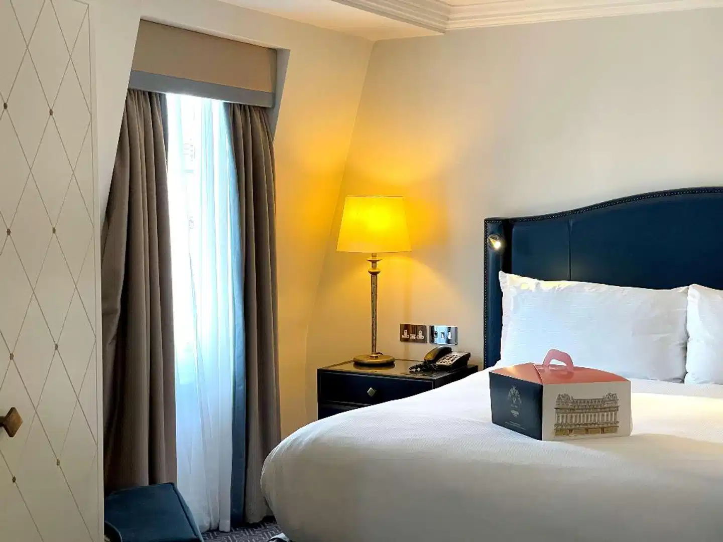 The Waldorf Hilton Wohnbeispiel