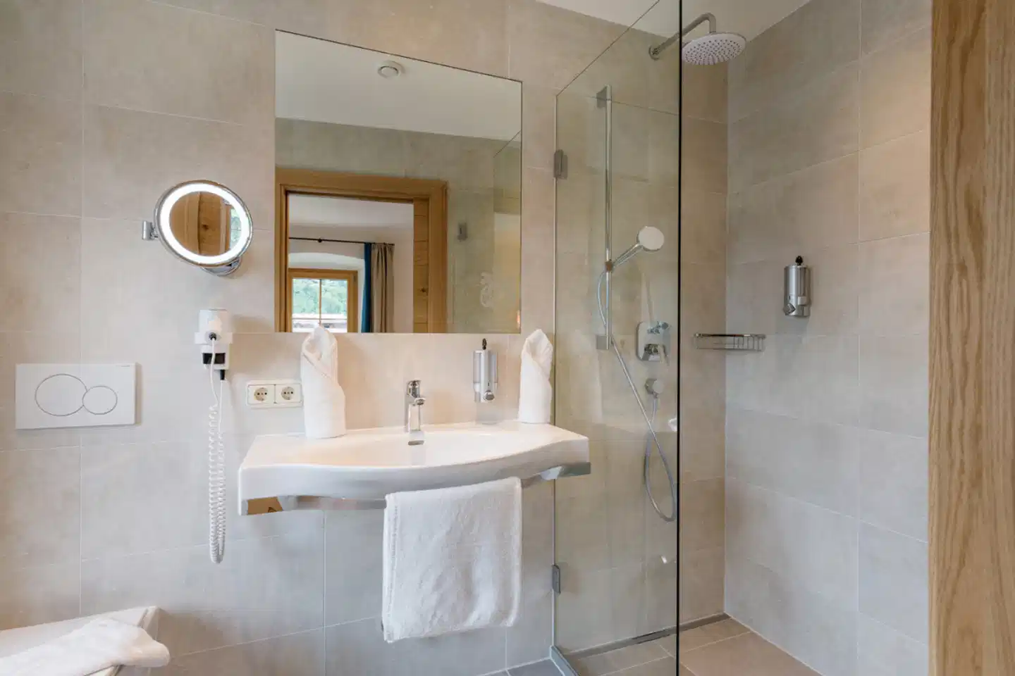 ALPEN GLÜCK HOTEL Unterm Rain Badezimmer