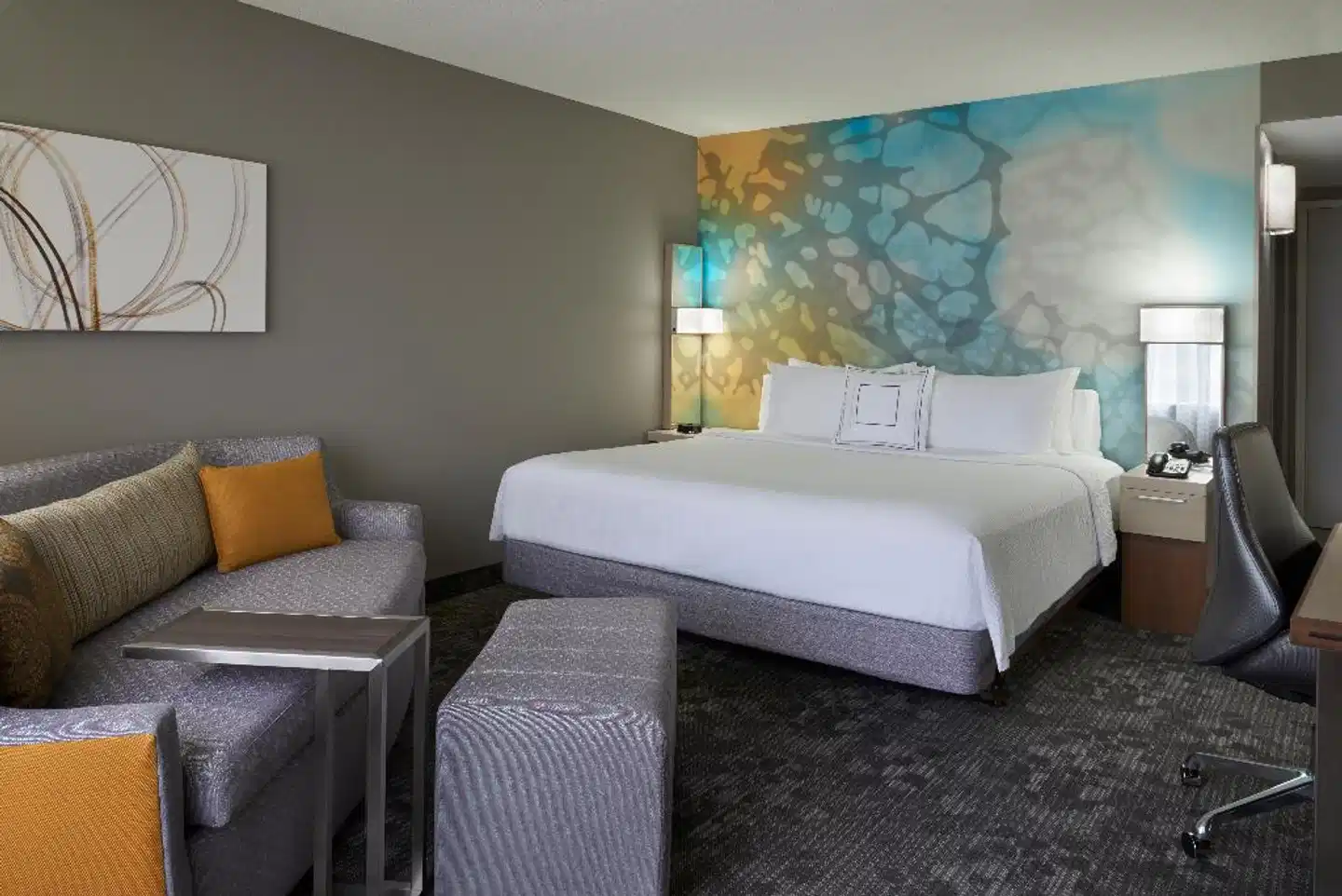 Courtyard by Marriott Toronto Airport Wohnbeispiel