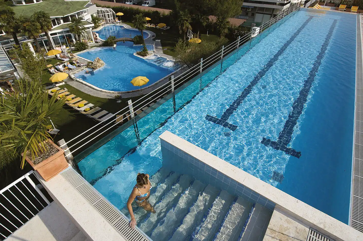 Panoramic Hotel Plaza Pool