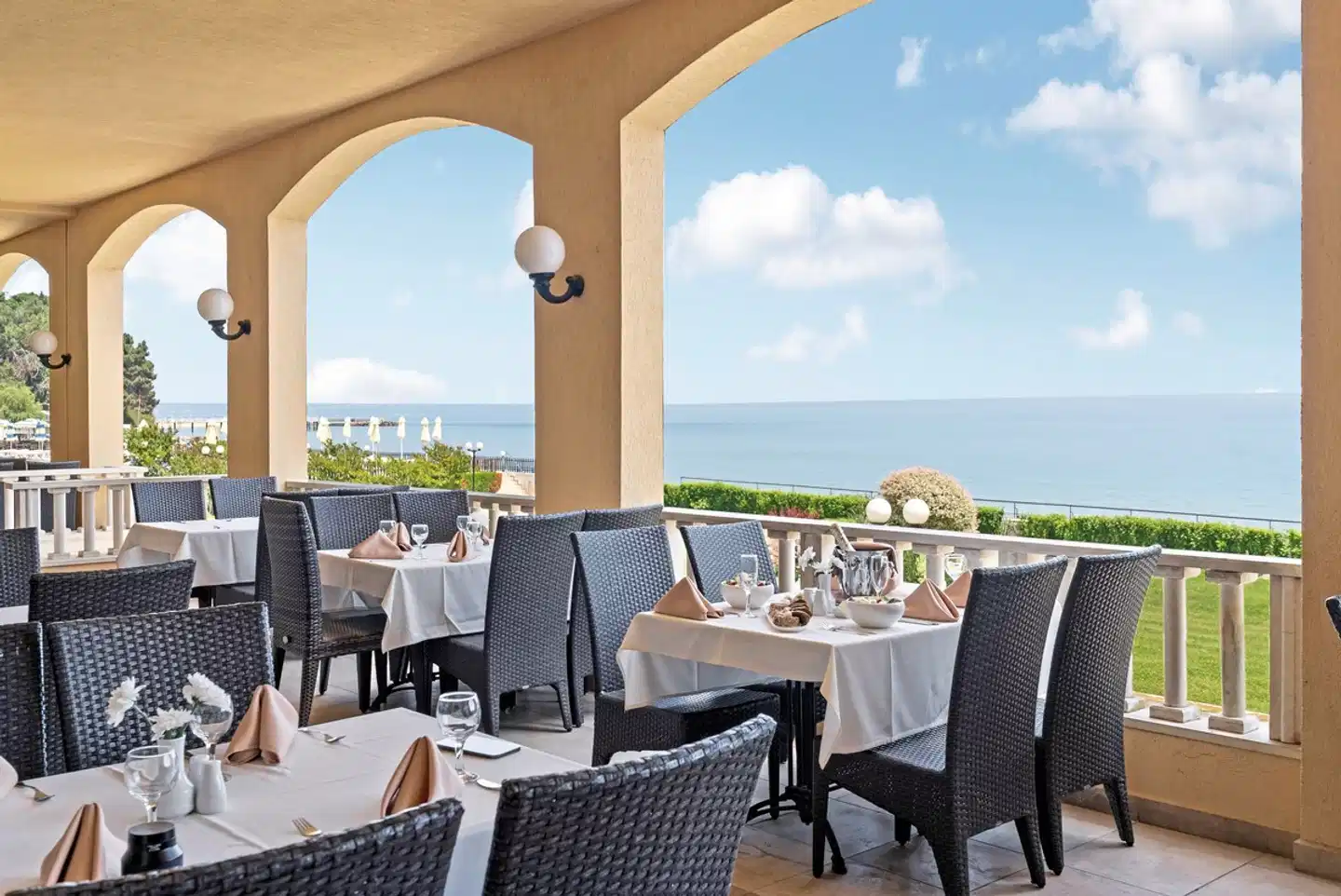 HVD Riviera Beach Hotel Terrasse