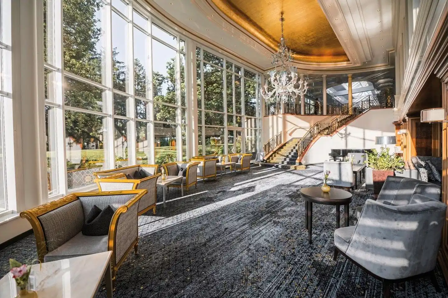 Steigenberger Hotel Der Sonnenhof Terrasse