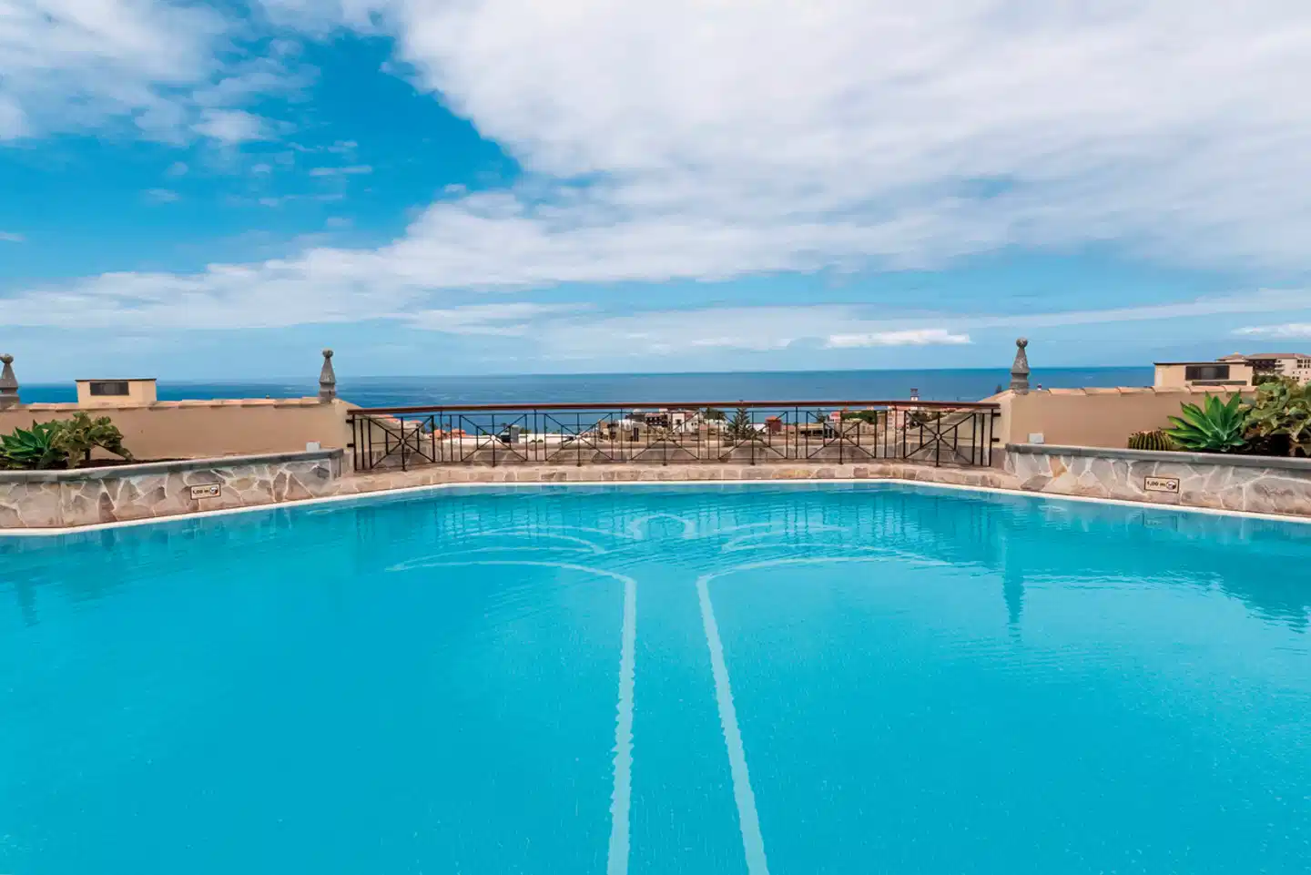 GF Gran Costa Adeje Pool