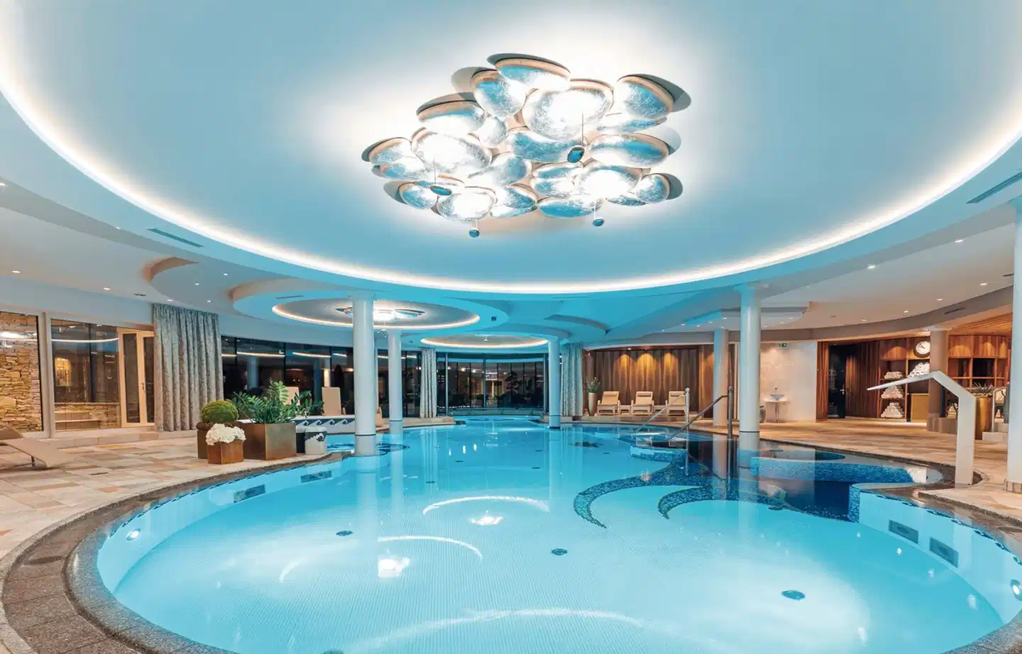 TROFANA ROYAL - Gourmet & Relax Resort Hallenbad