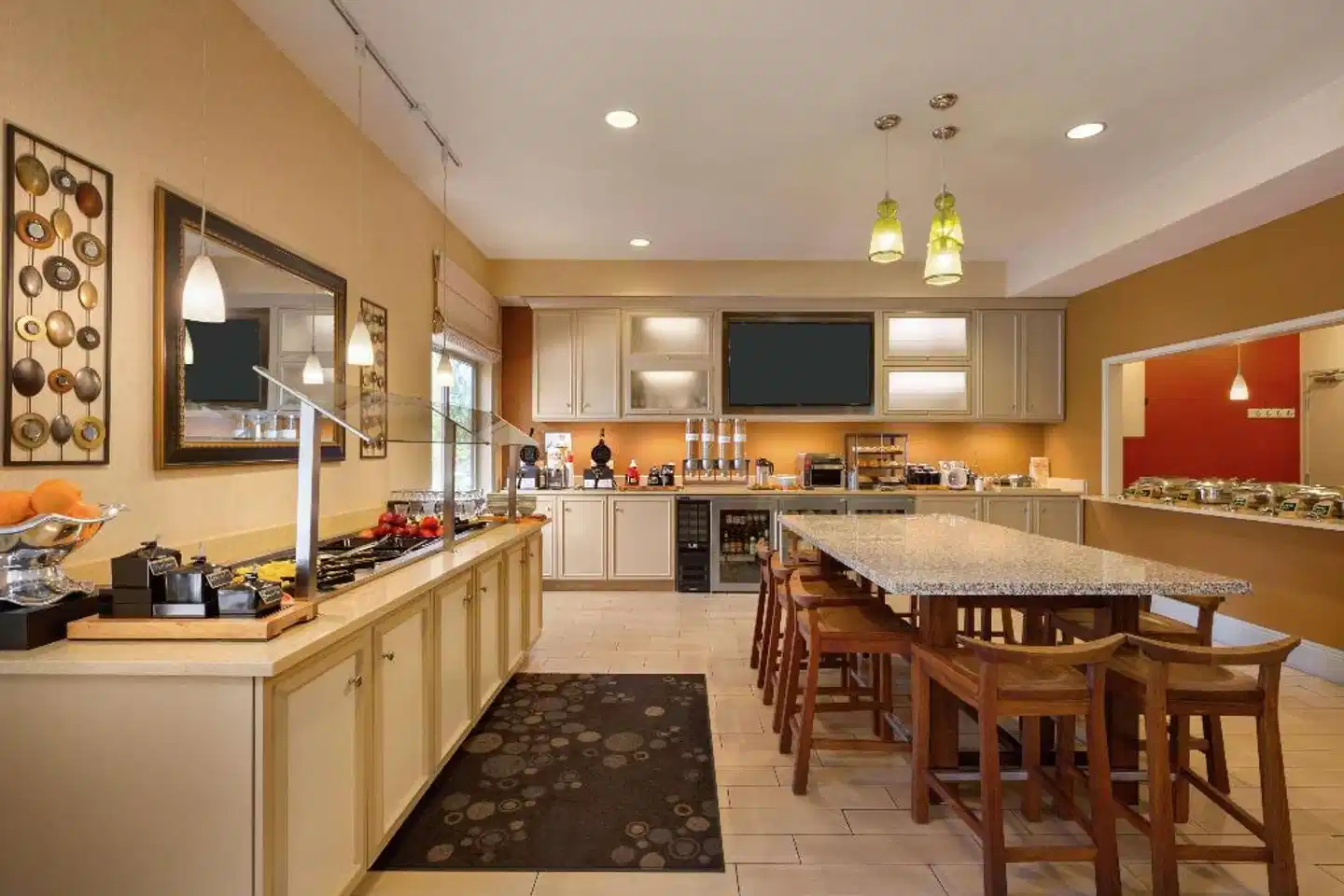 Hilton Garden Inn Flagstaff Bar