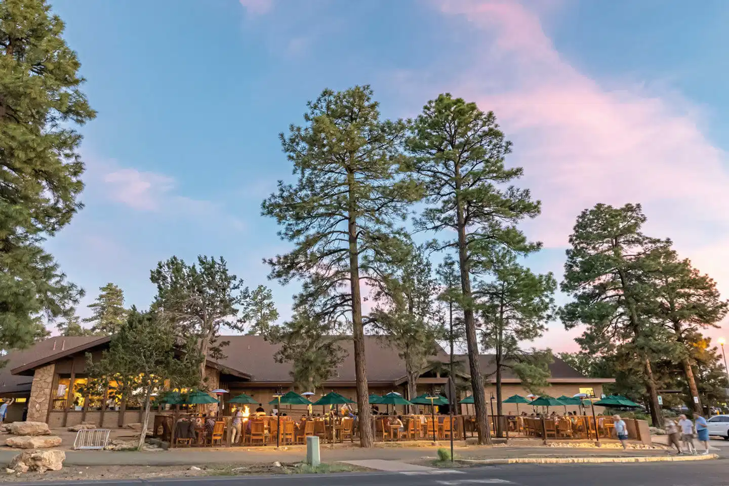 Yavapai Lodge East Aussenansicht