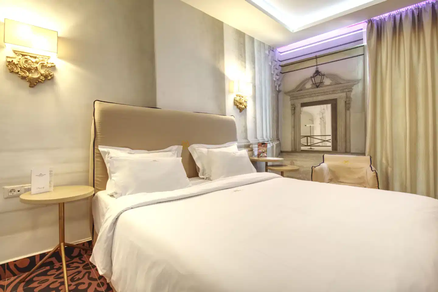 Royal Marmin Bay Boutique & Art Hotel Wohnbeispiel