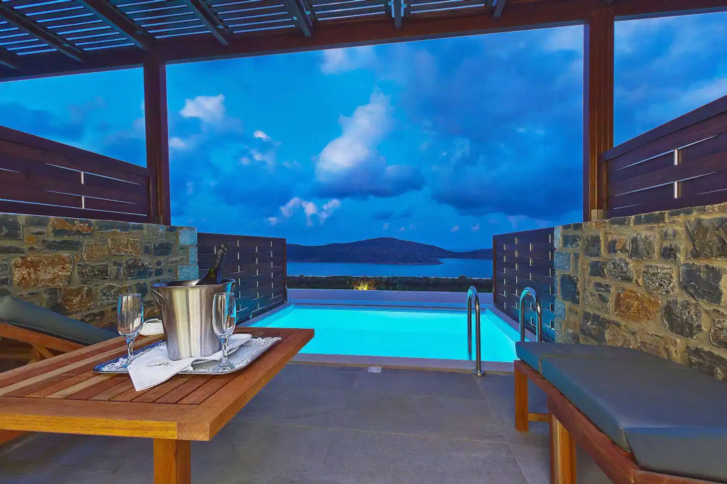 Royal Marmin Bay Boutique & Art Hotel Terrasse