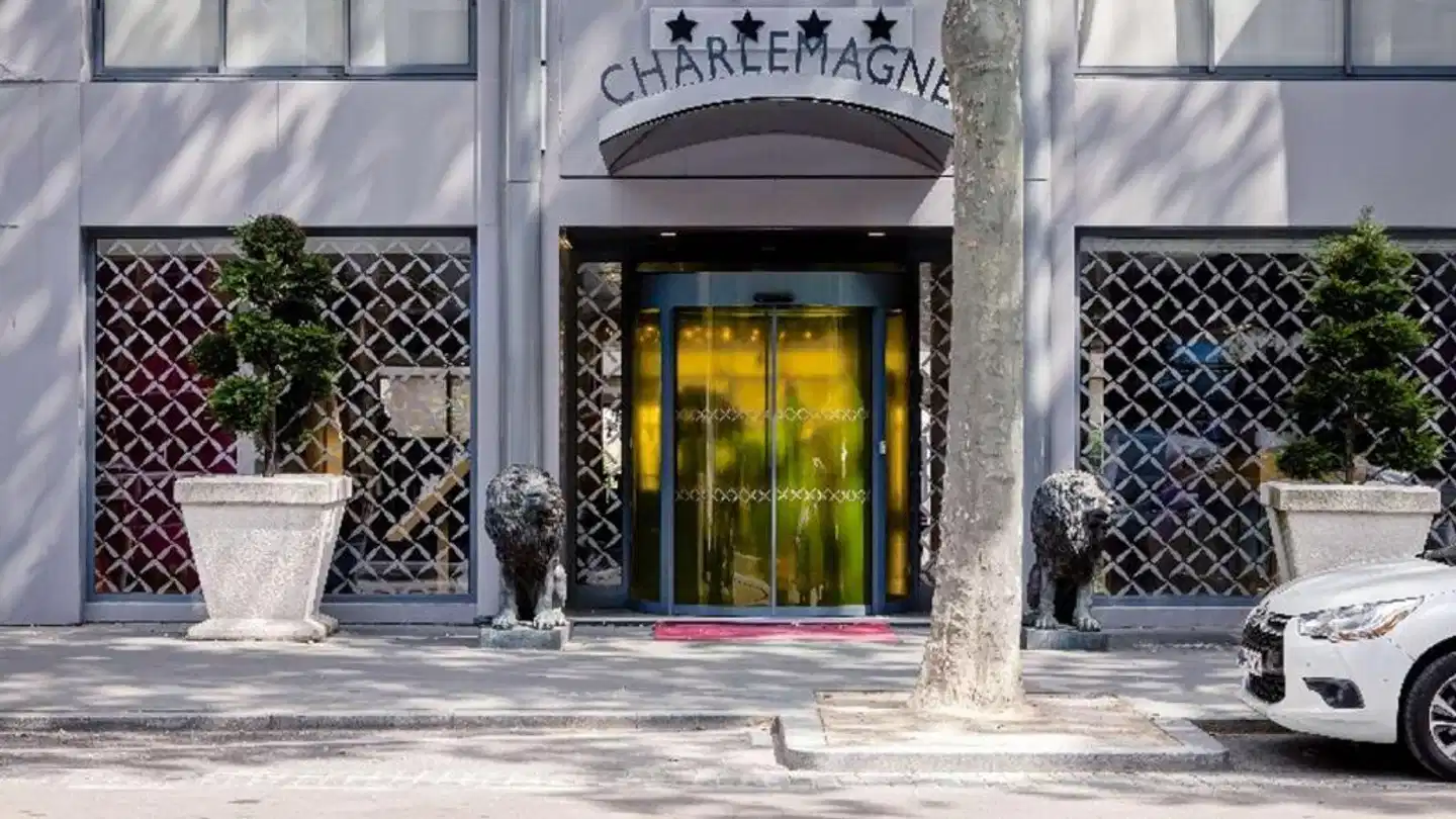 Hotel Charlemagne Aussenansicht