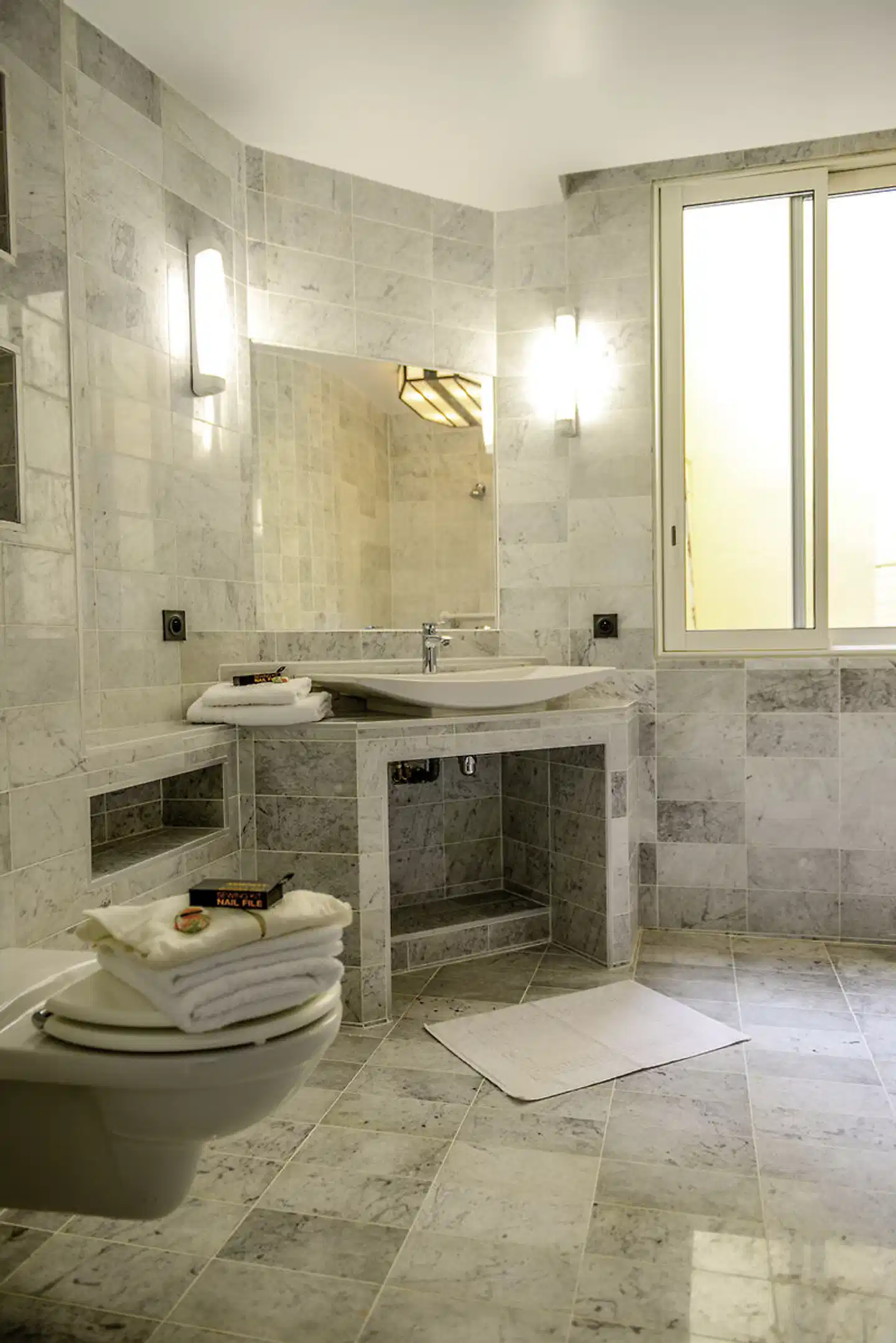 Hotel Monsigny Nice Badezimmer