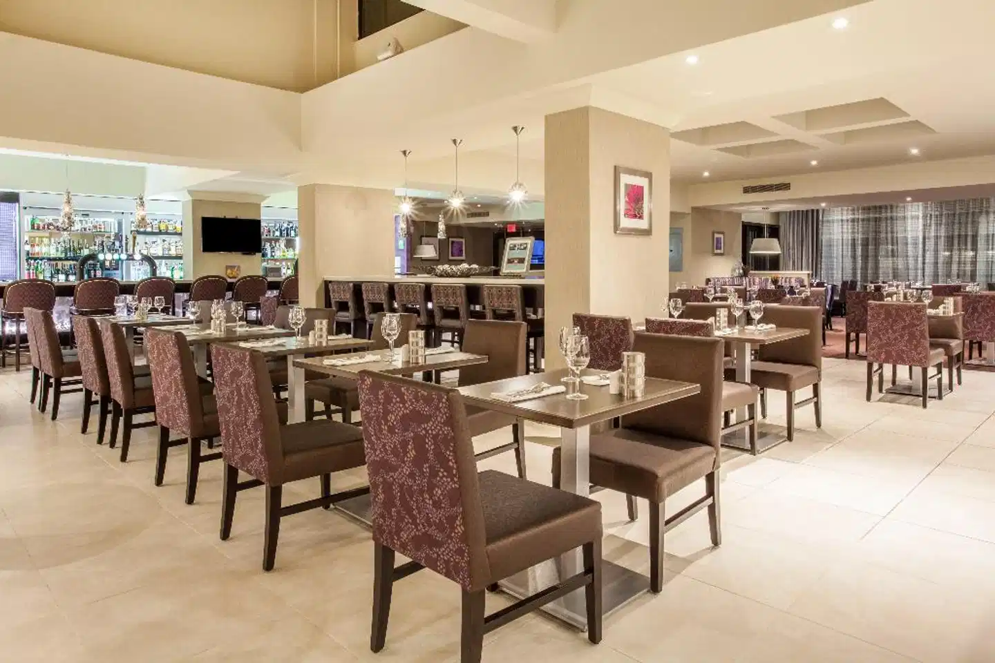 Holiday Inn Toronto International Airport Restaurant