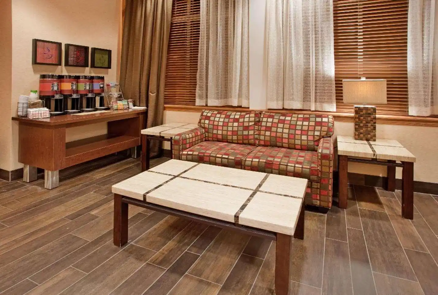 Hampton Inn Deadwood at Tin Lizzie Gaming Resort Wohnbeispiel