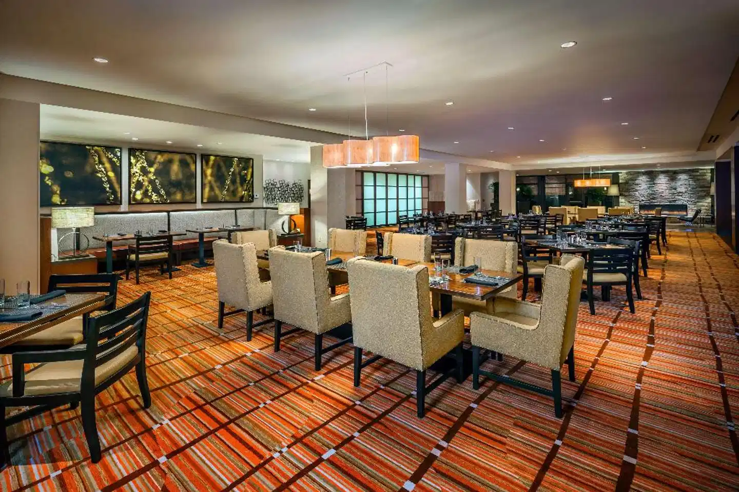 DoubleTree by Hilton San Francisco Airport Restaurant