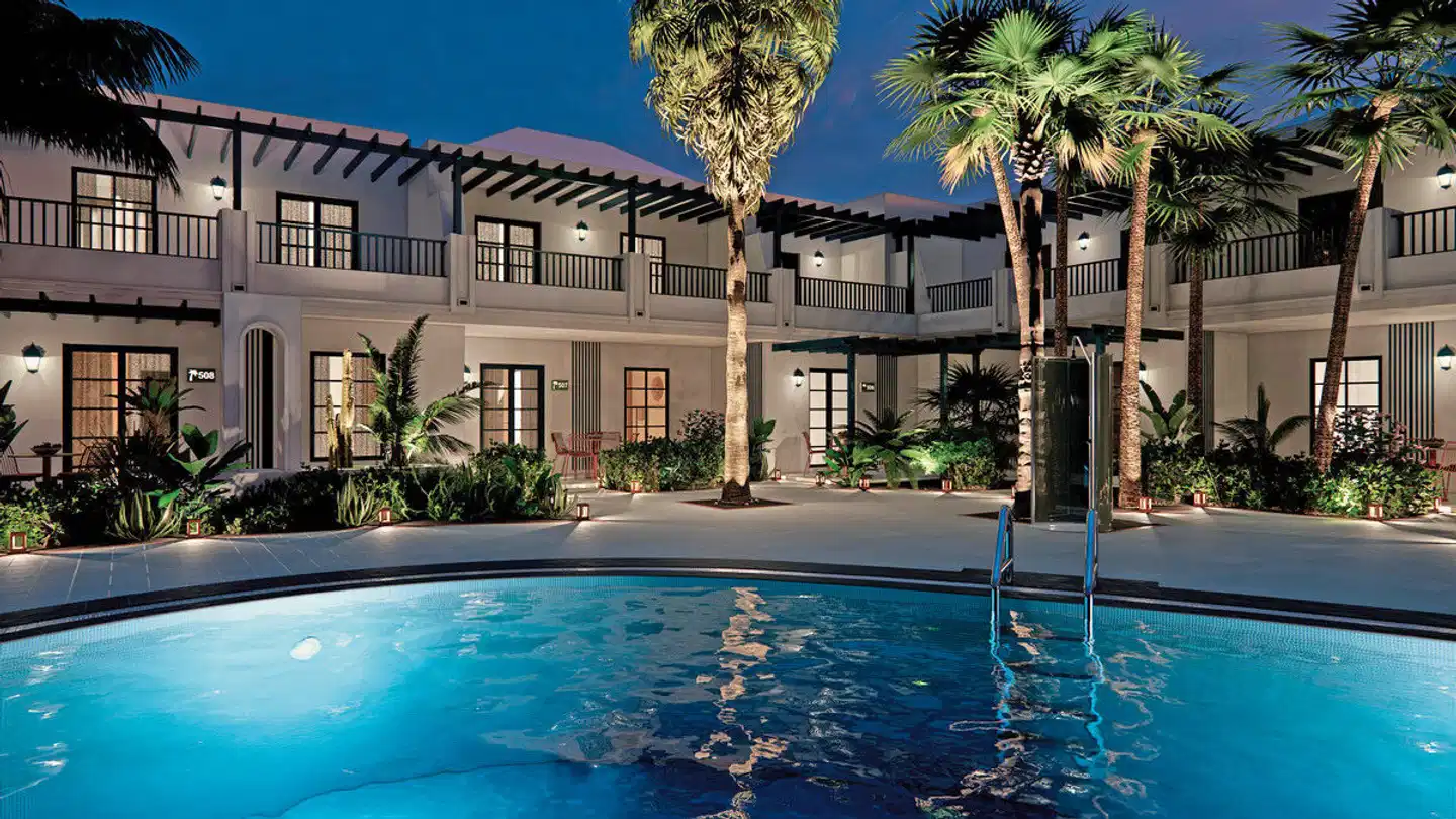 THB Tropical Island Pool