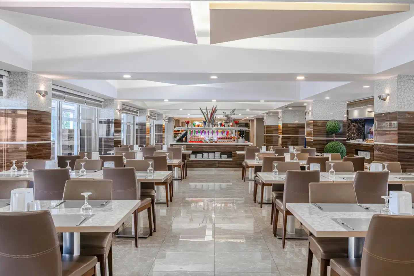 Avena Resort & Spa Restaurant
