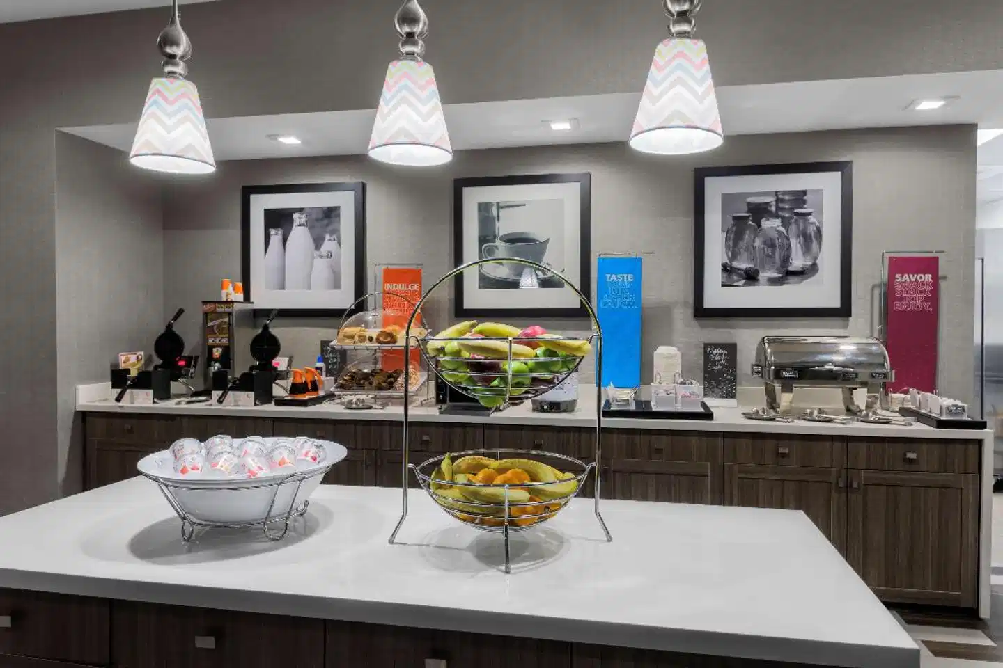 Hampton Inn & Suites Los Angeles/Hollywood Restaurant