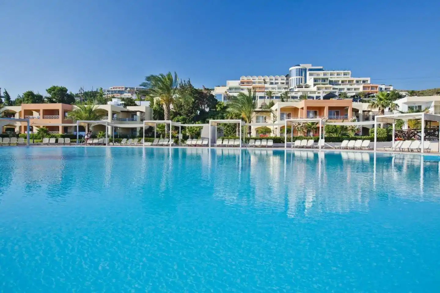 Kipriotis Maris Suites Pool