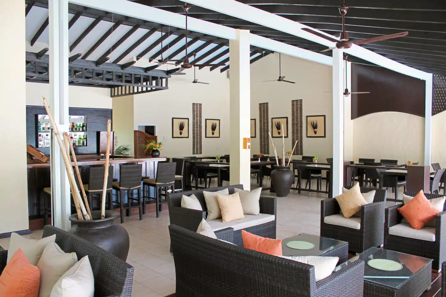 Hotel La Roussette Lobby