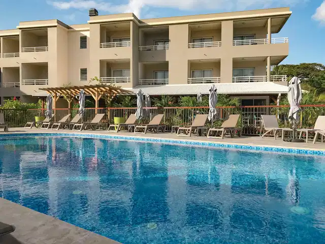 Diamant Les Bains Pool