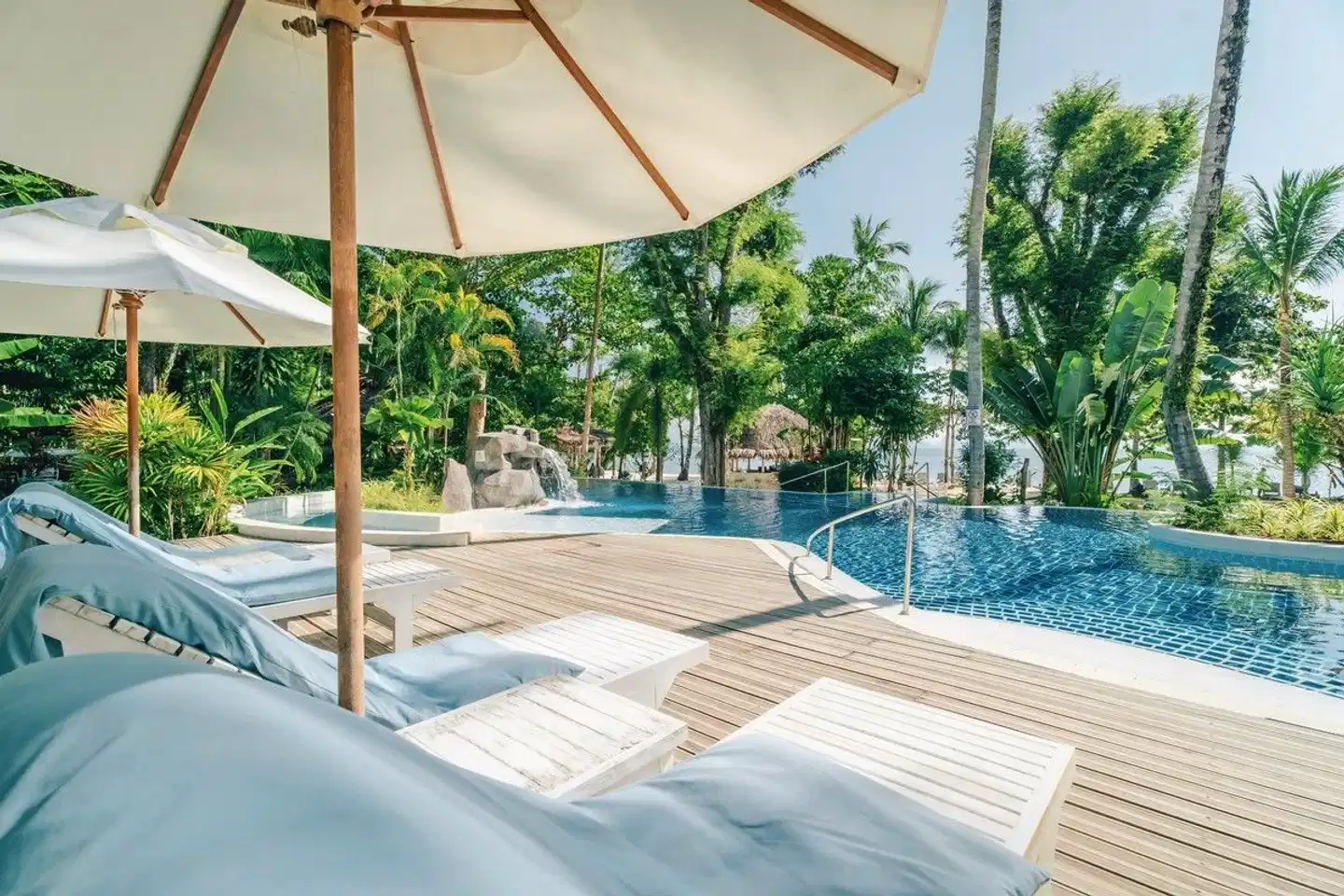 Paradise Koh Yao Pool