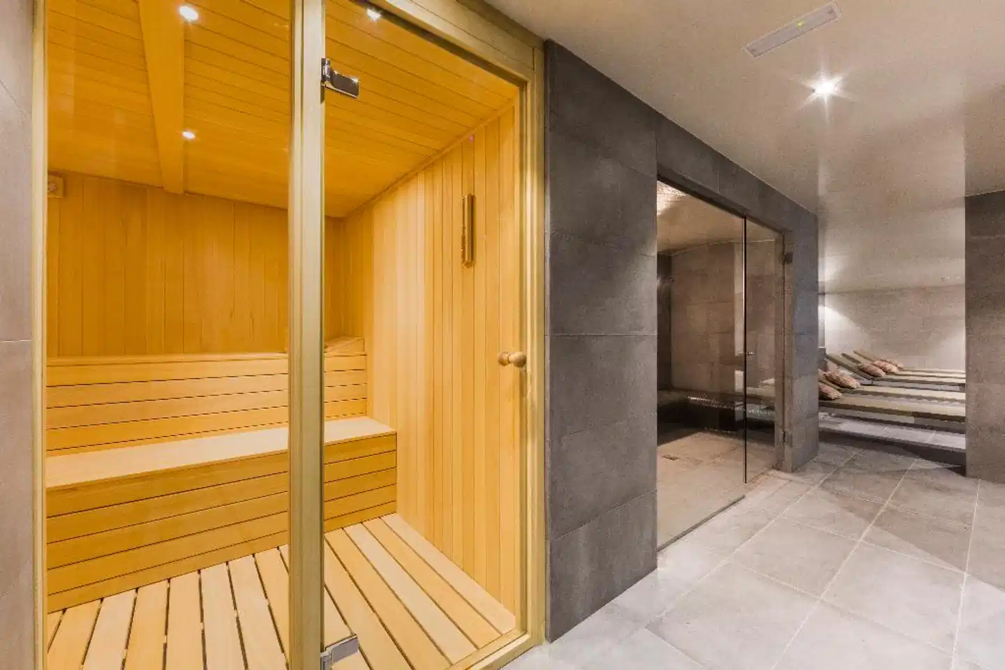 Catalonia Granada Wellness