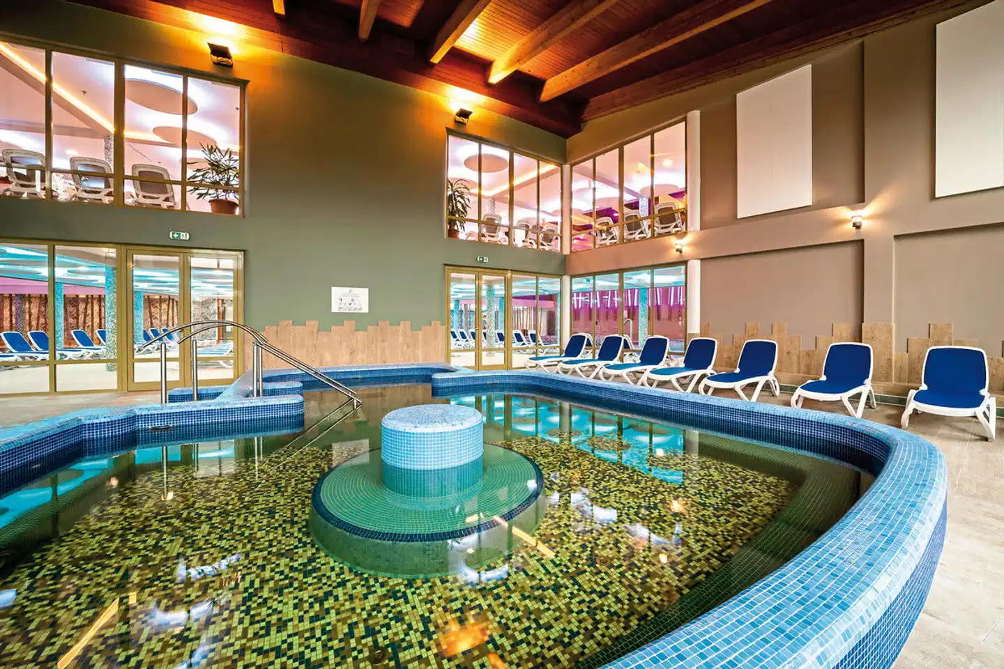 Karos Spa Hallenbad