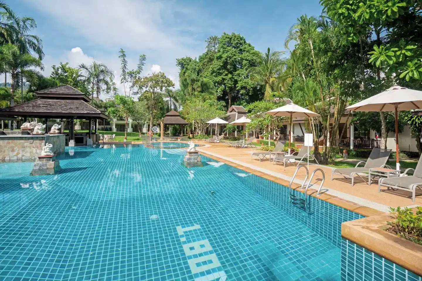 The Leaf on the Sands by Katathani Pool