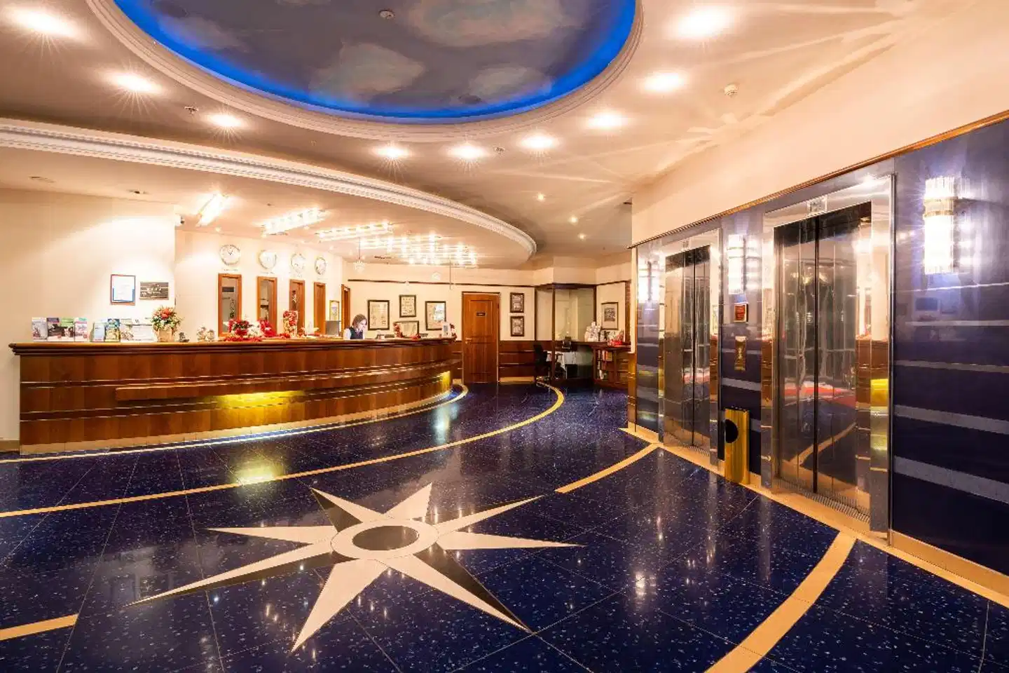 PLAZA Schwerin Hallenbad