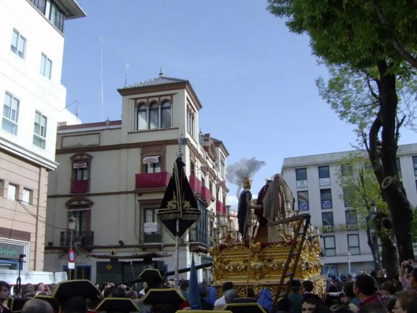 Derby Sevilla Aussenansicht